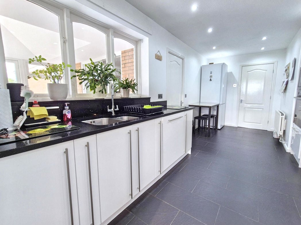 Property image 15 of 42