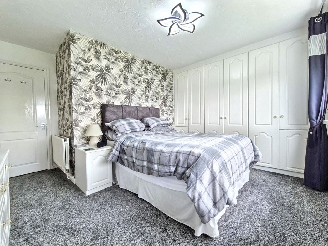 Property image 25 of 42