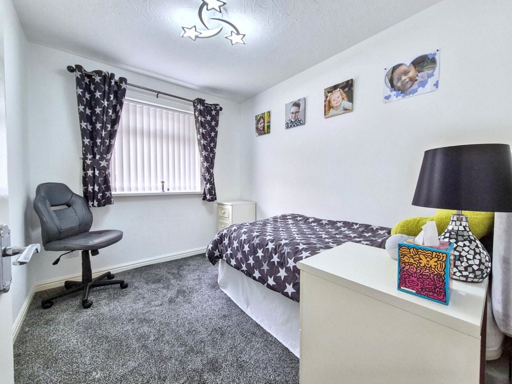 Property image 28 of 42