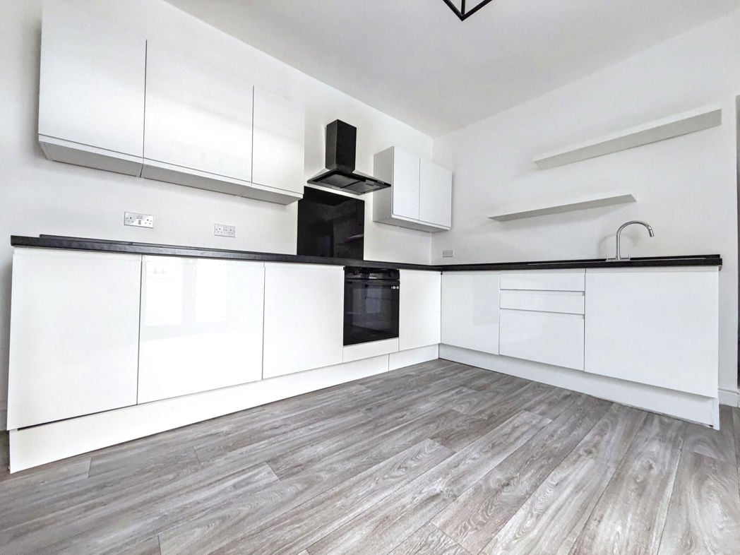 Property image 5 of 20