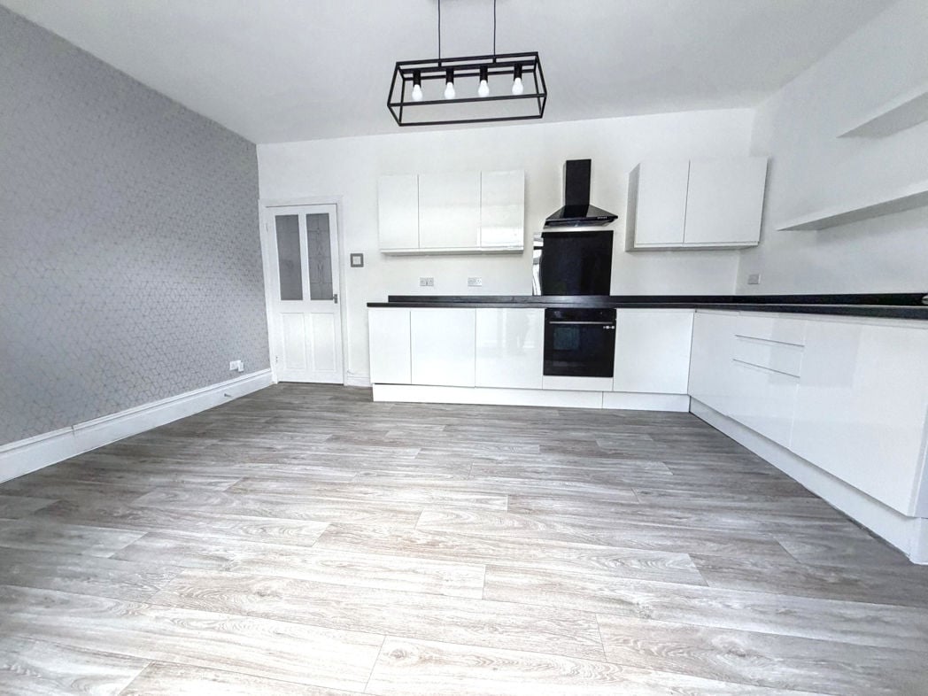 Property image 6 of 20