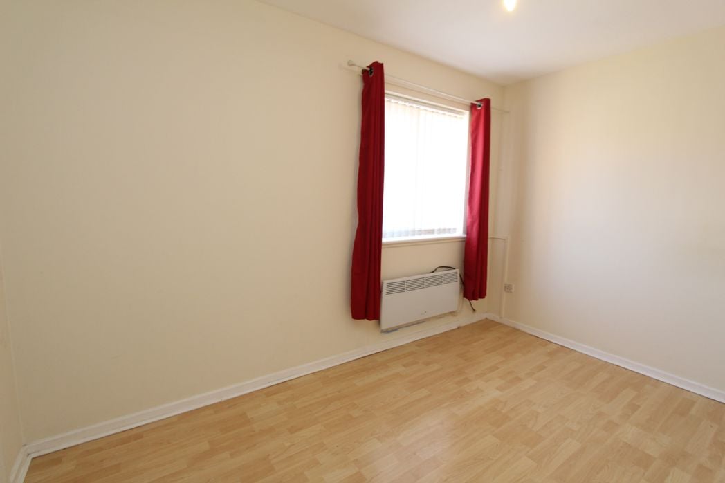 Property image 8 of 9
