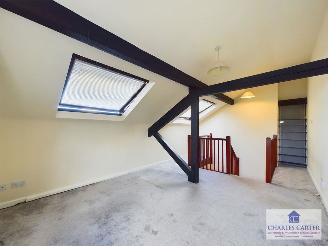 Property image 3 of 8