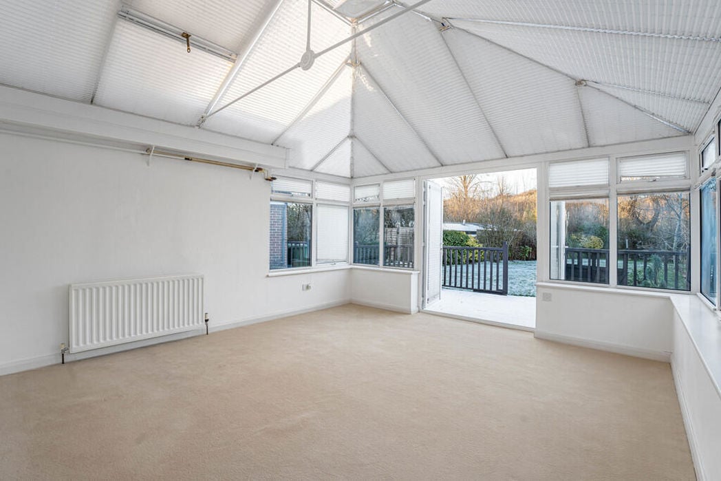 Property image 11 of 20