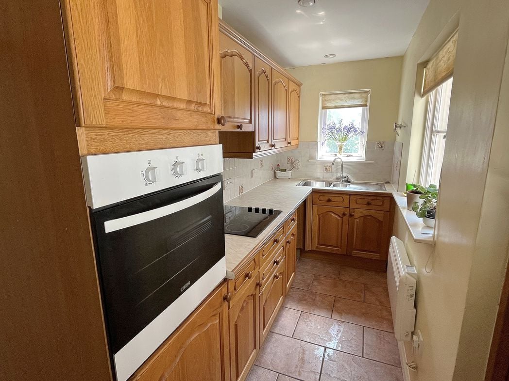 Property image 4 of 13