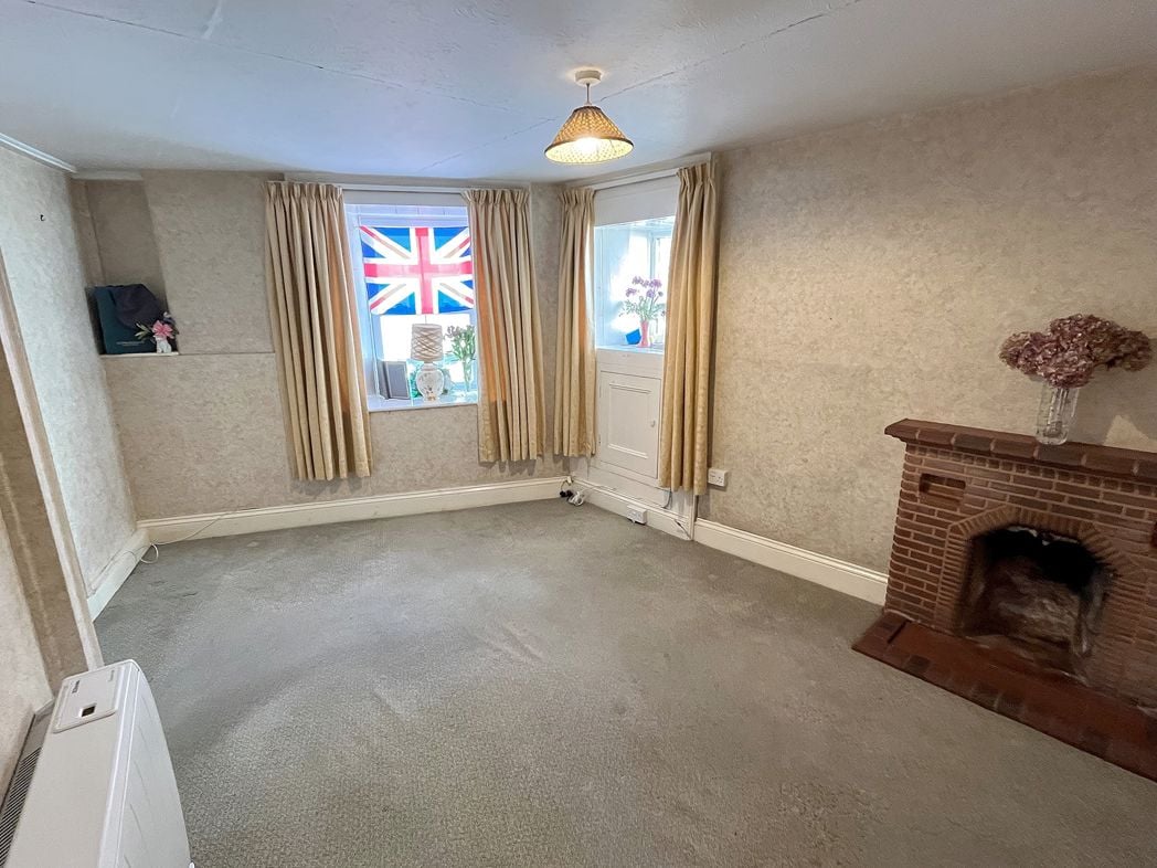 Property image 3 of 13