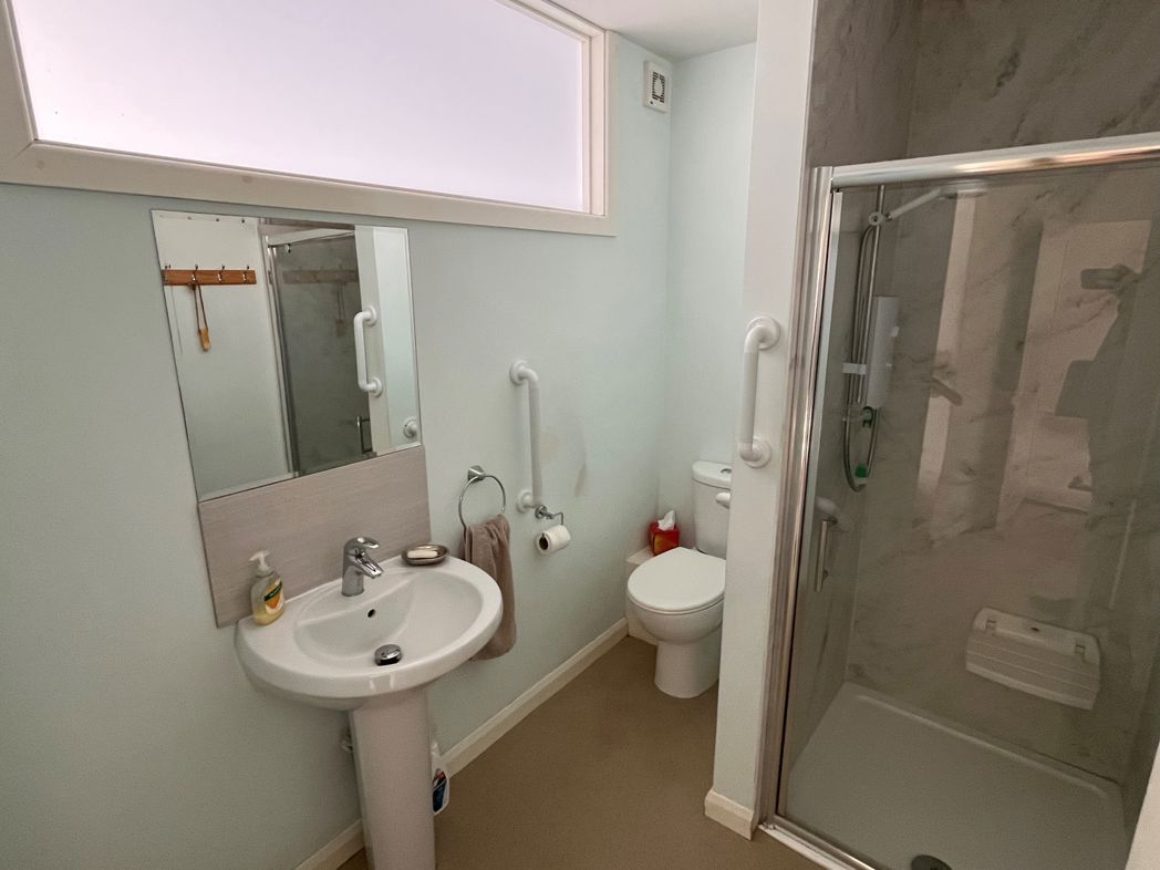 Property image 8 of 13