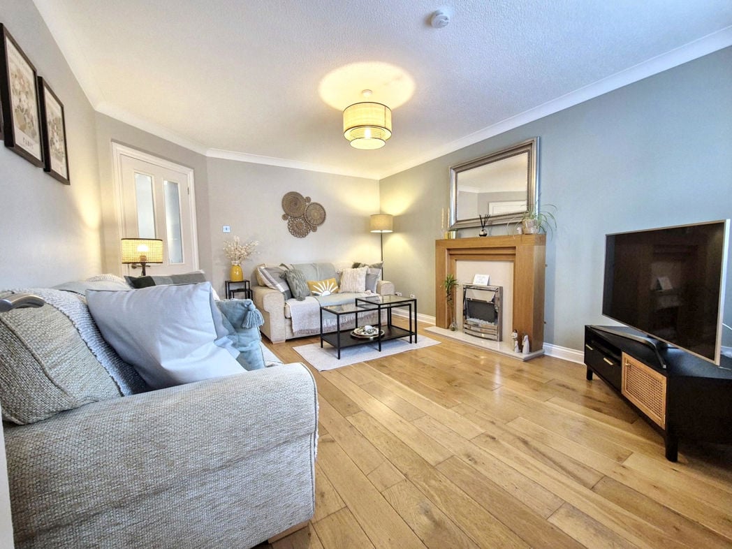 Property image 2 of 34