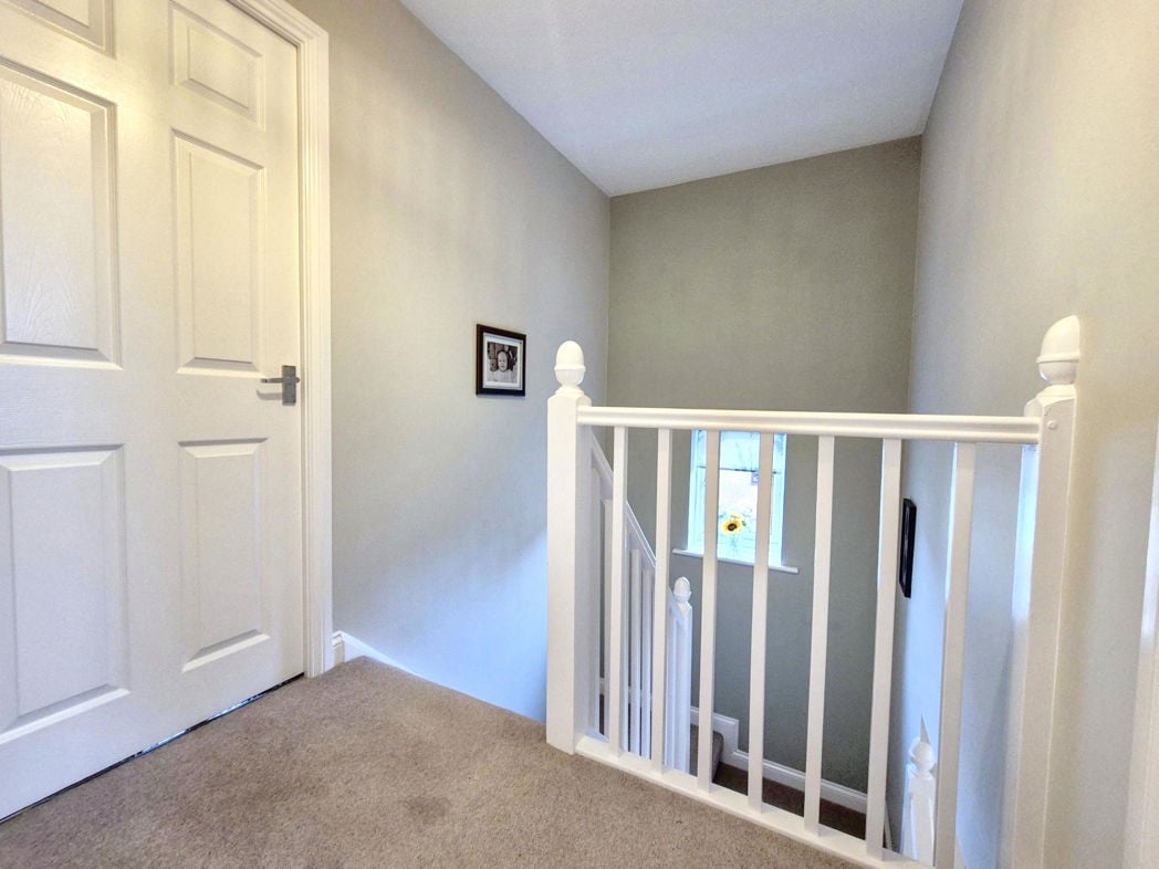 Property image 17 of 34