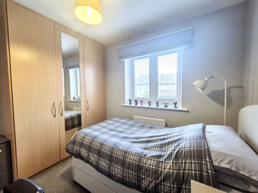Property image 26 of 34