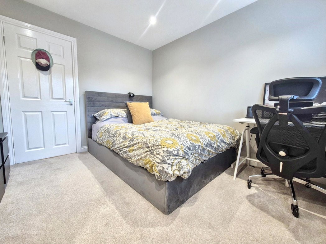 Property image 22 of 34