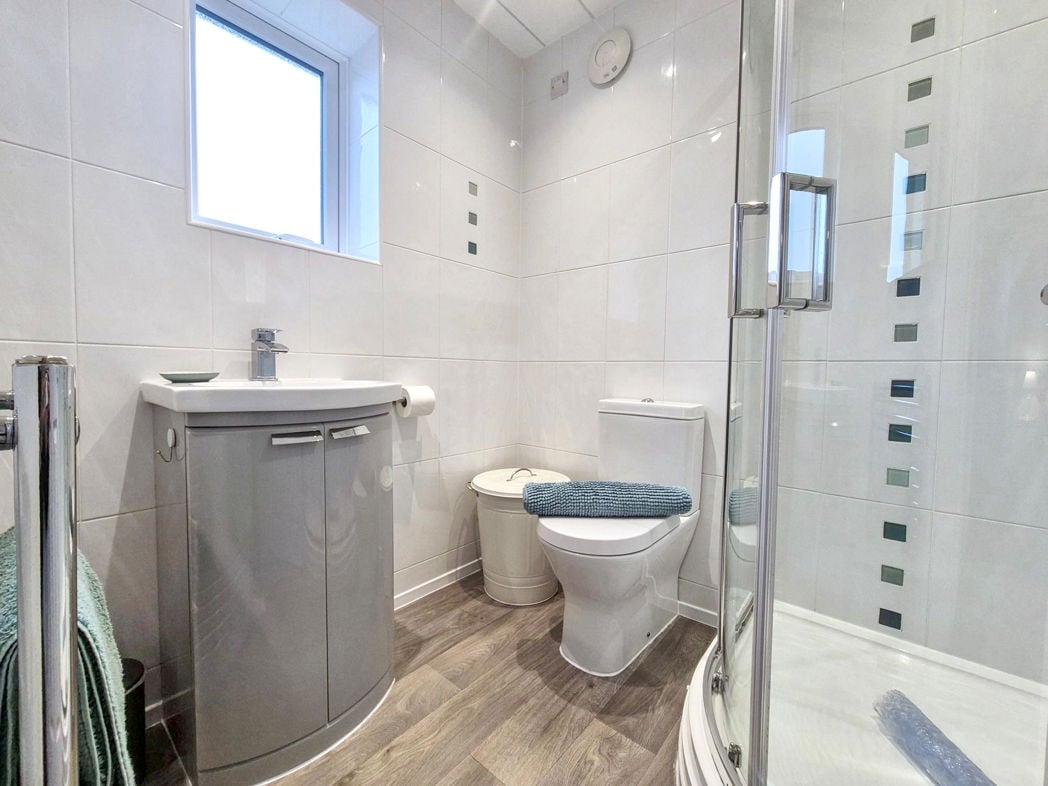 Property image 21 of 34