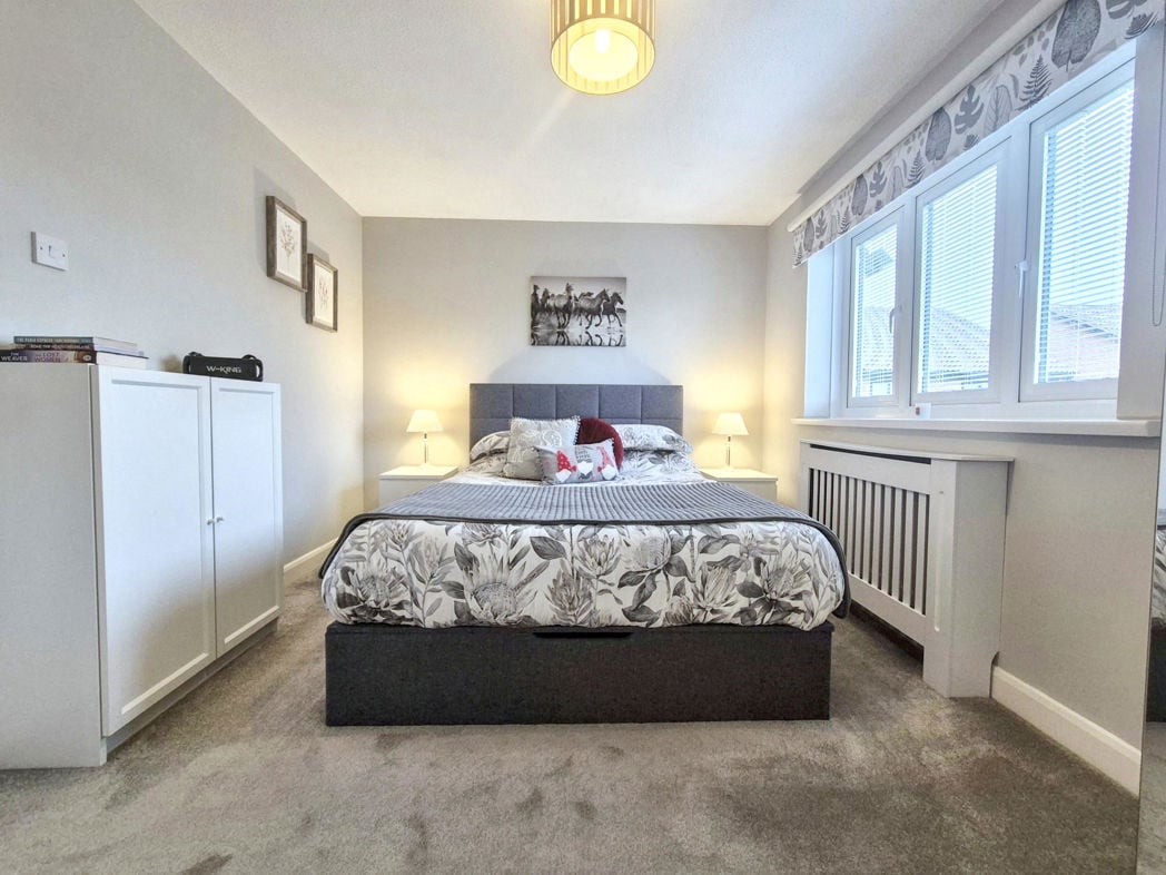 Property image 18 of 34
