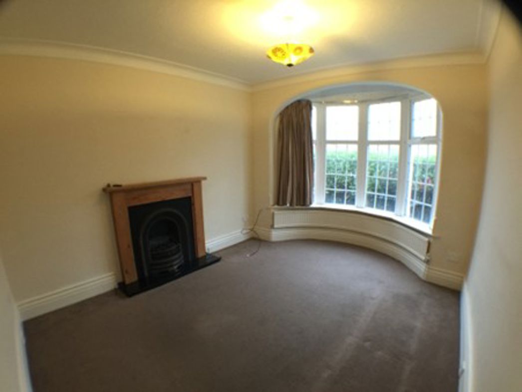 Property image 4 of 11