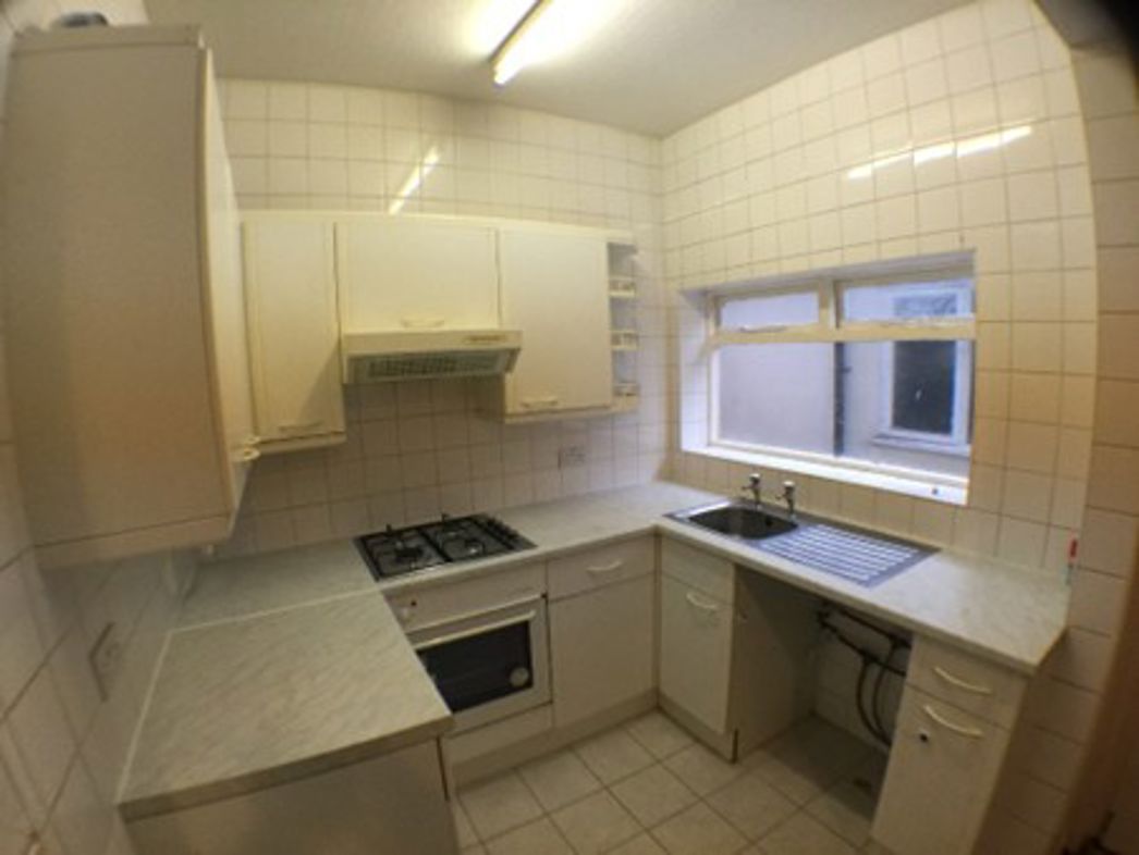 Property image 2 of 11
