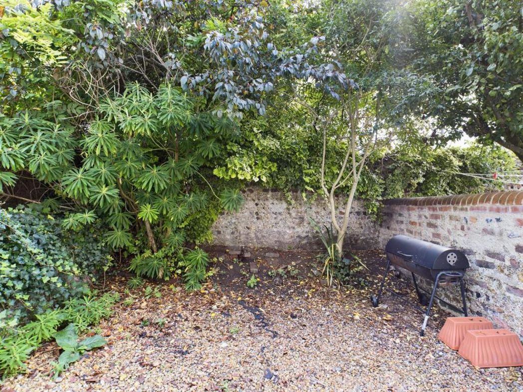 Property image 14 of 15