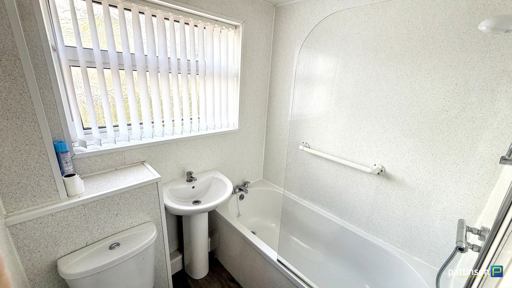 Property image 8 of 9