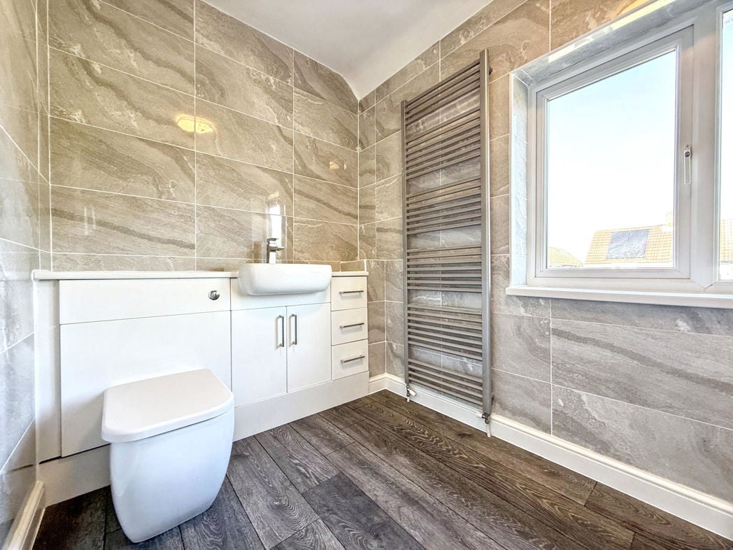 Property image 15 of 23