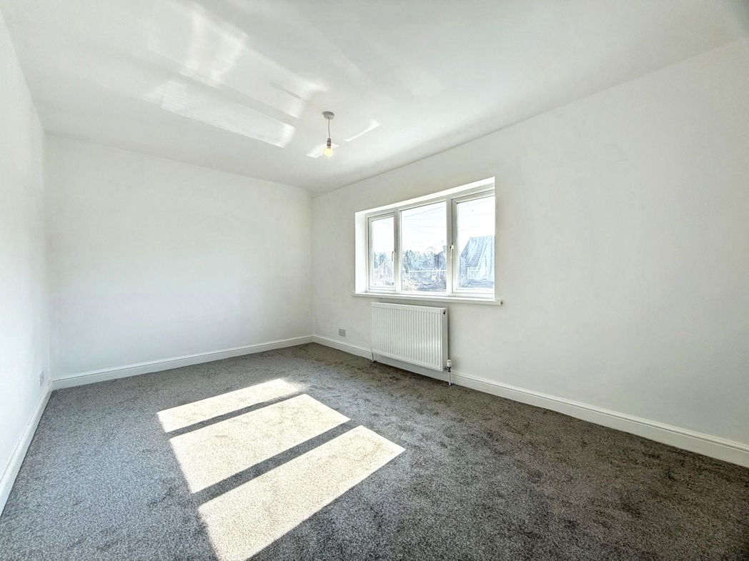 Property image 18 of 23