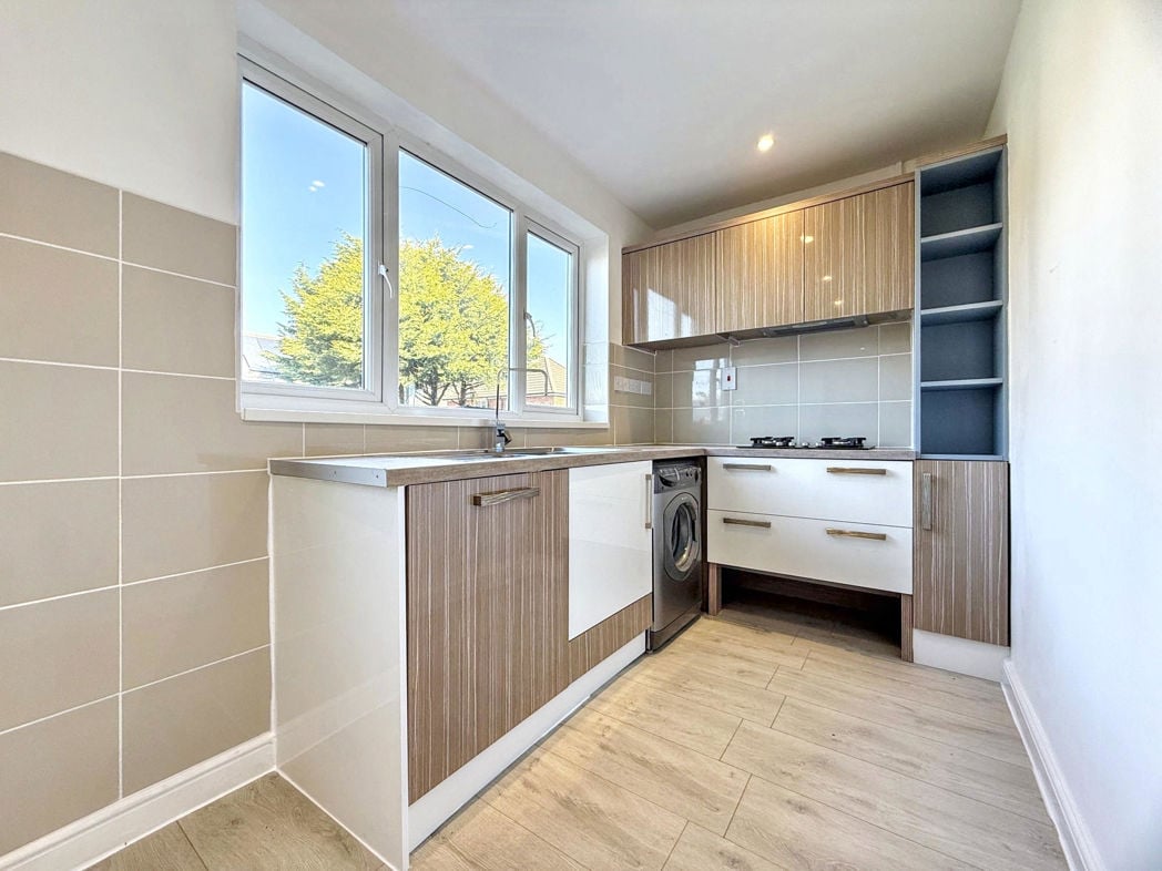 Property image 5 of 23