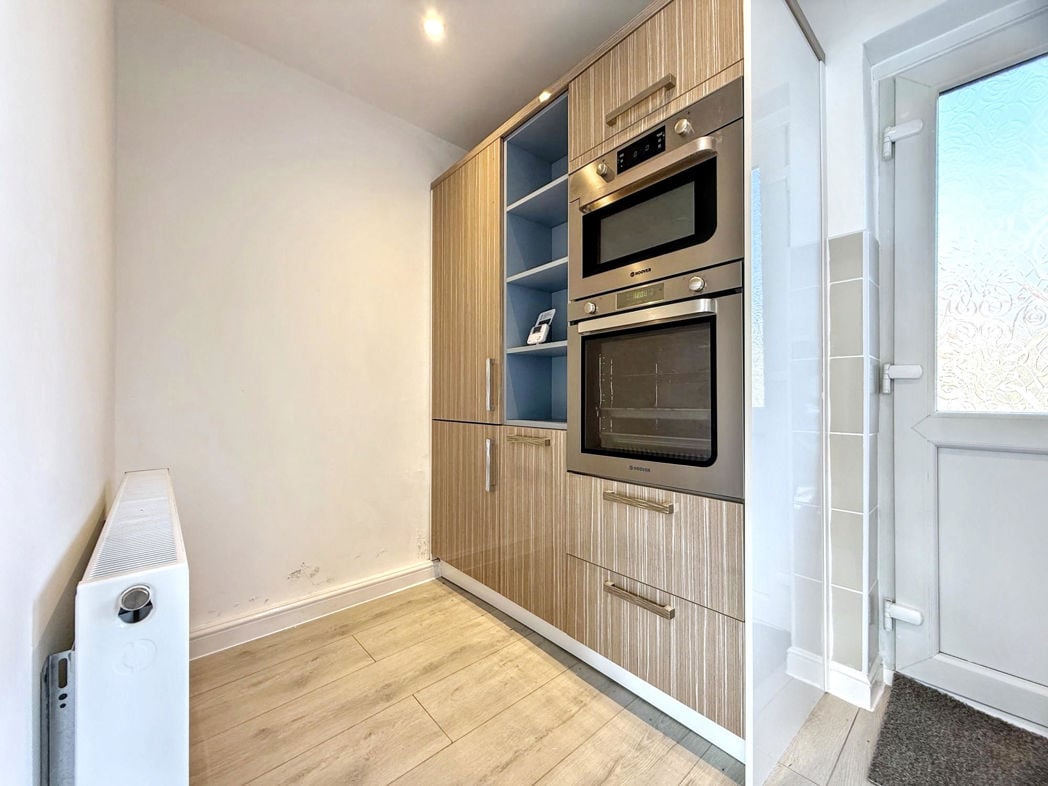Property image 6 of 23