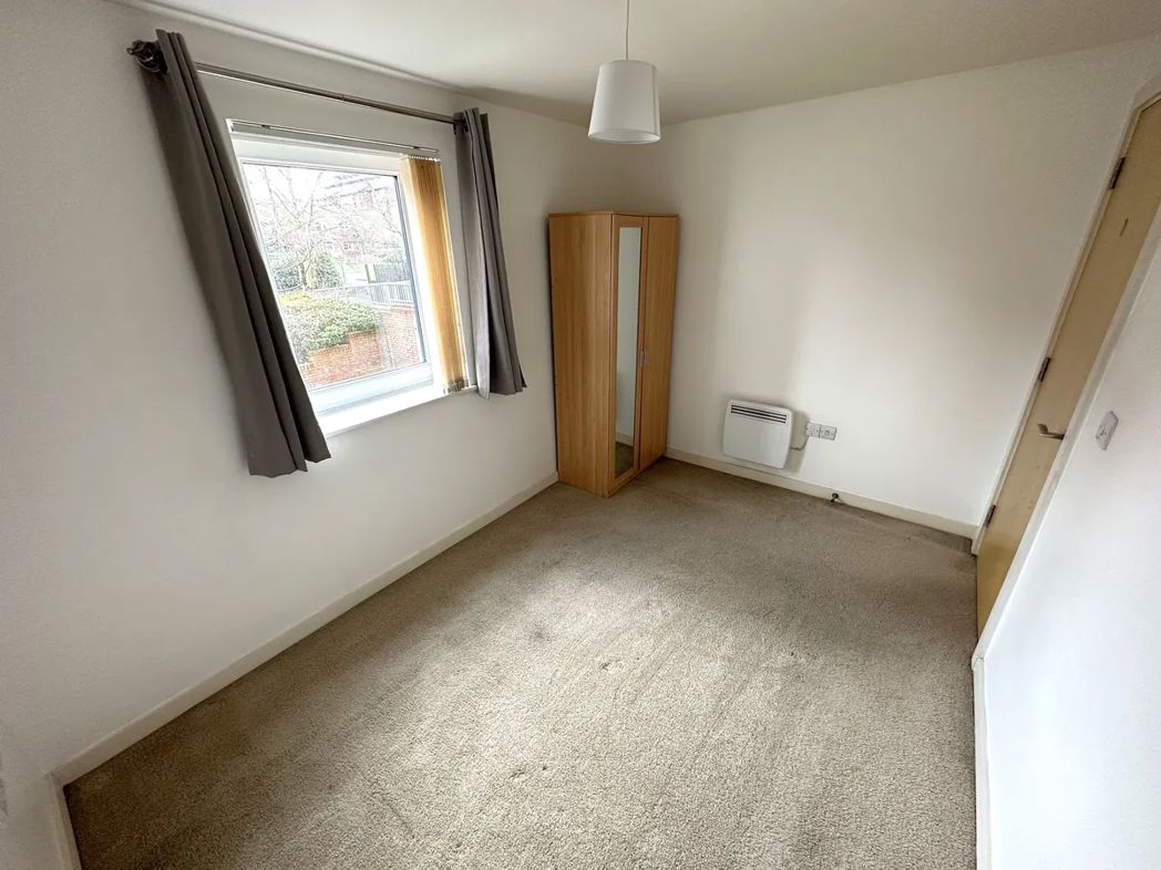Property image 2 of 8