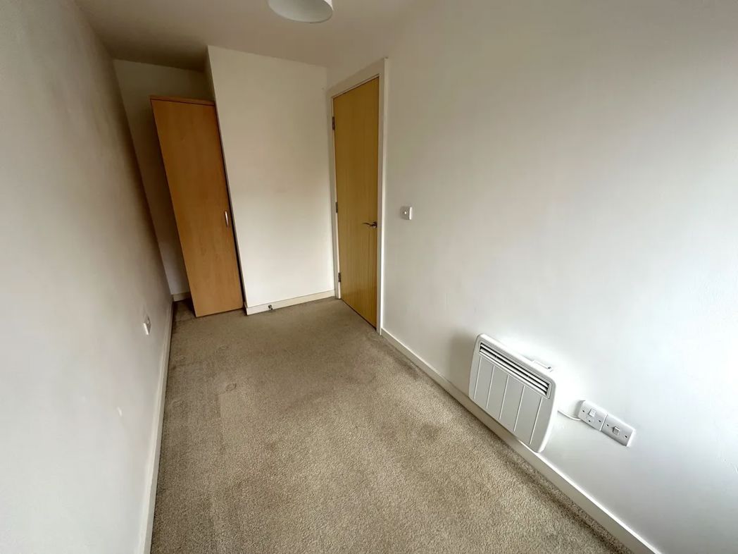 Property image 4 of 8