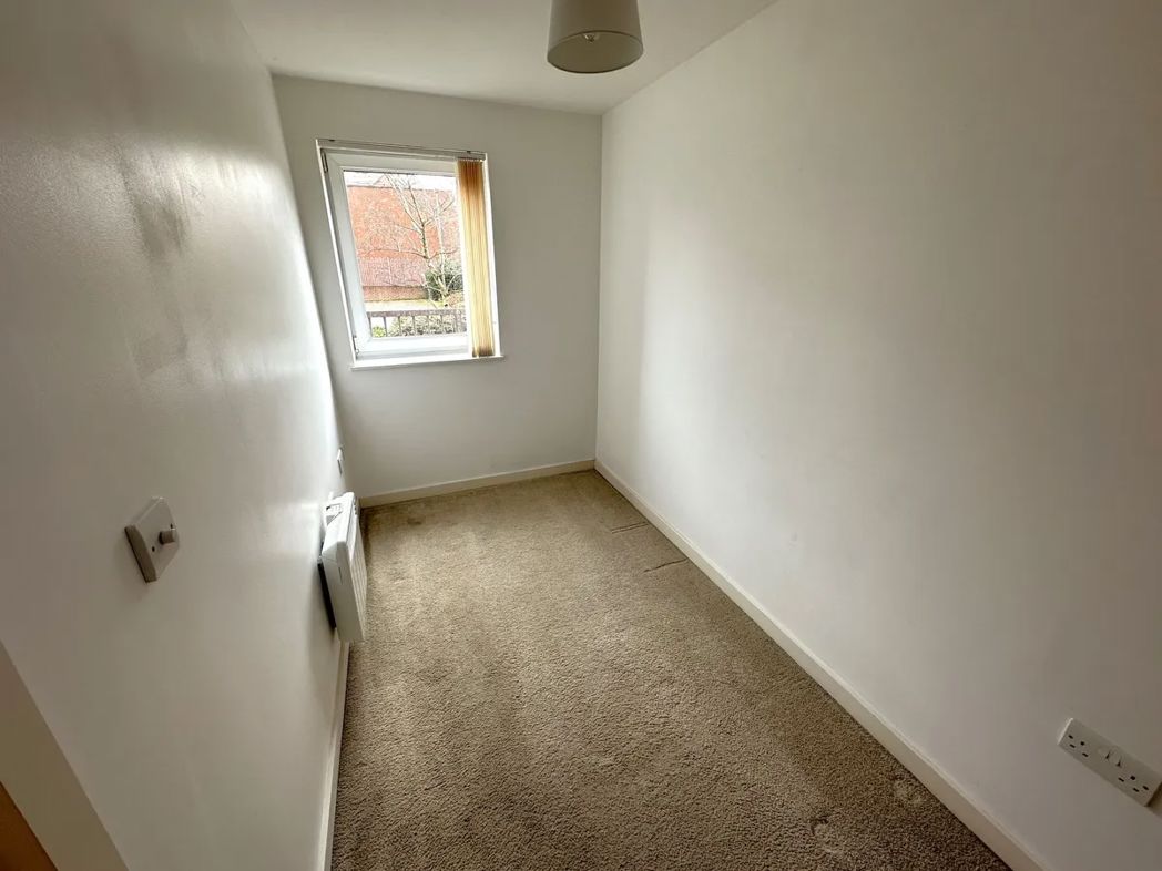 Property image 5 of 8