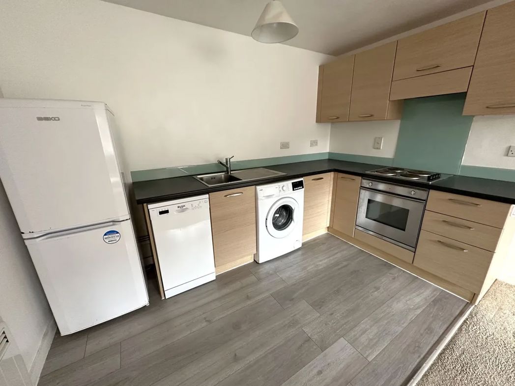 Property image 7 of 8