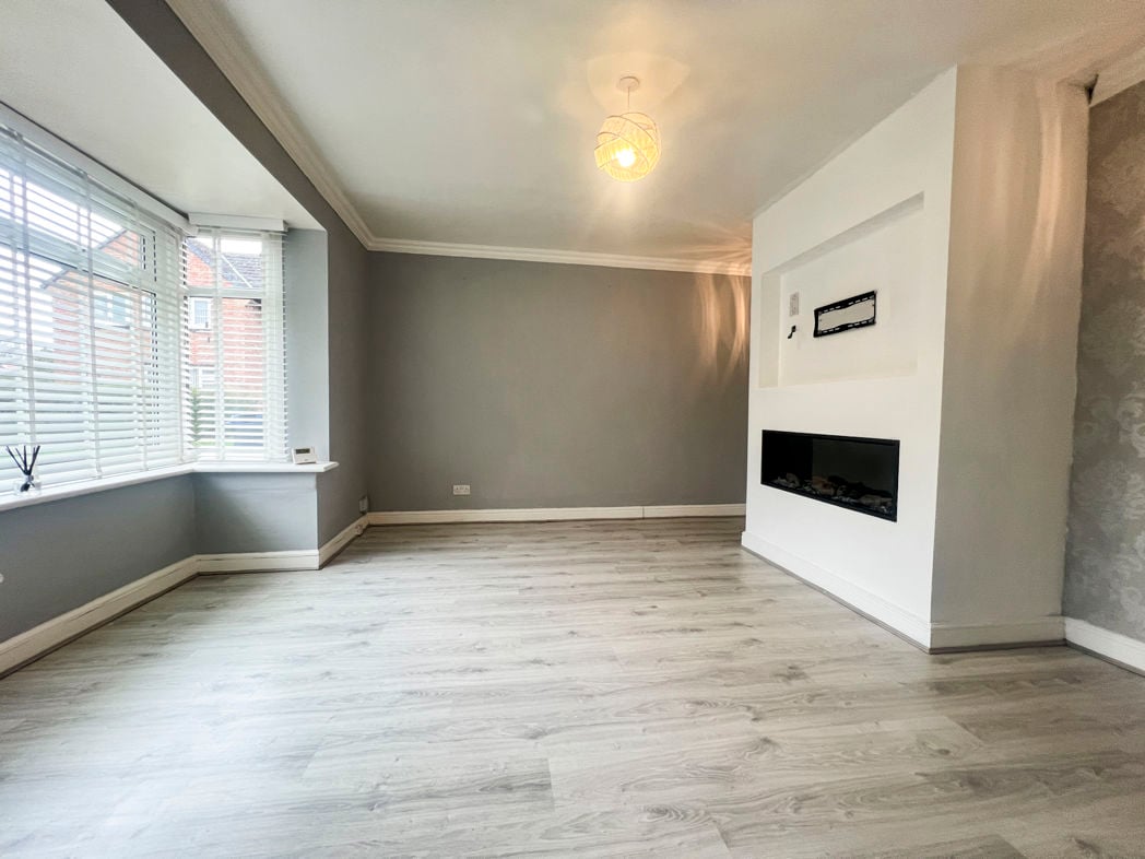Property image 4 of 24