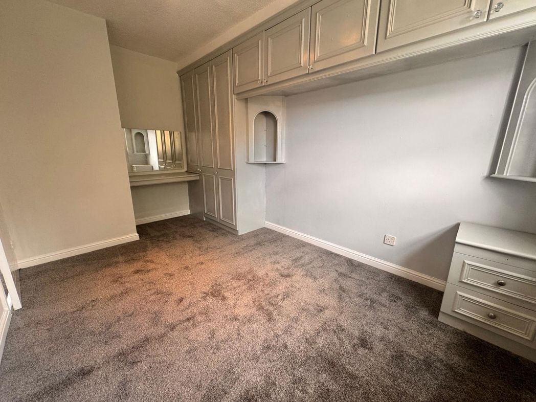 Property image 10 of 13