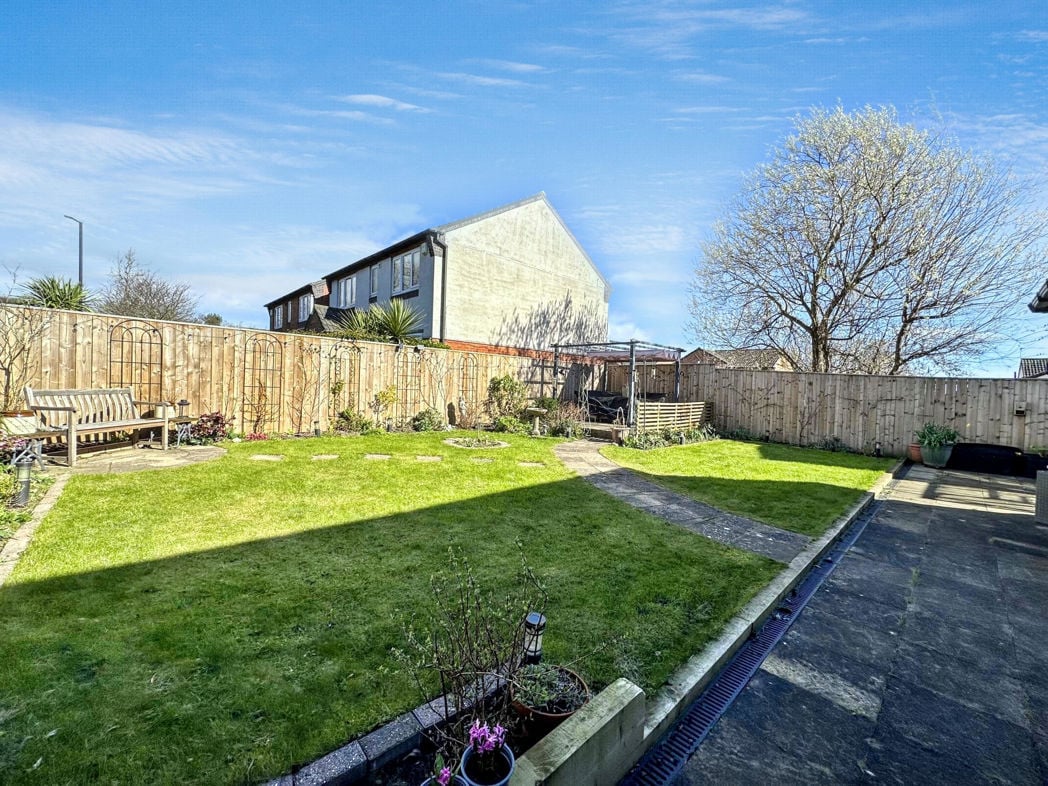 Property image 21 of 23