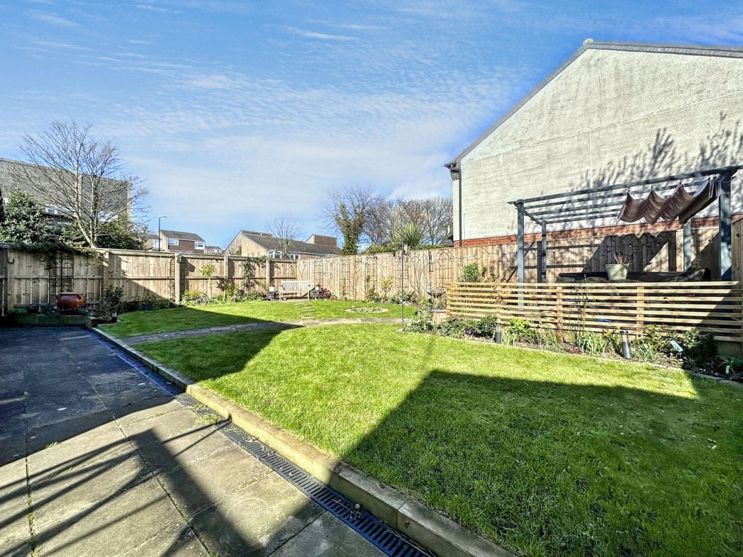 Property image 23 of 23
