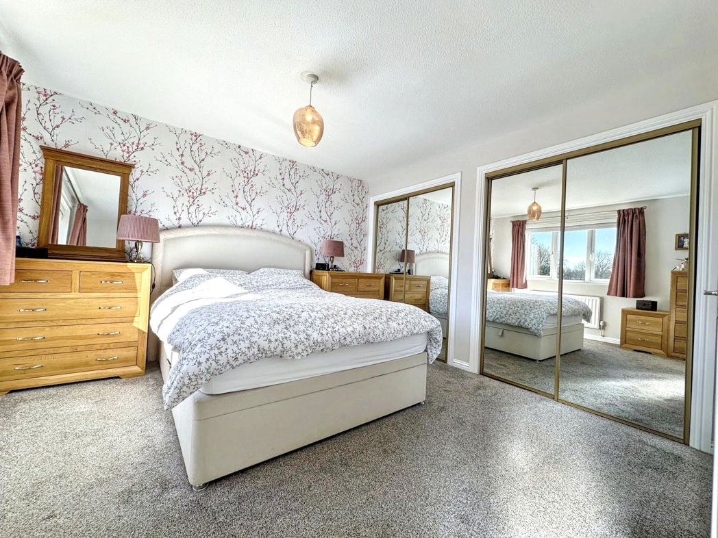 Property image 14 of 23