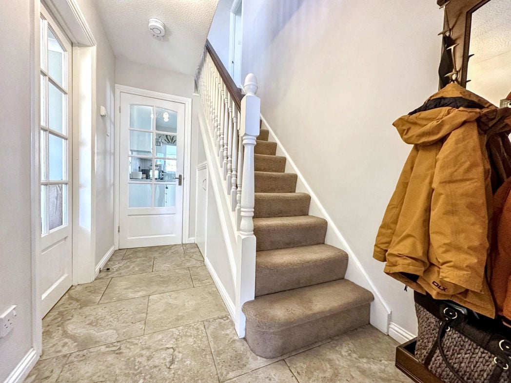 Property image 3 of 23