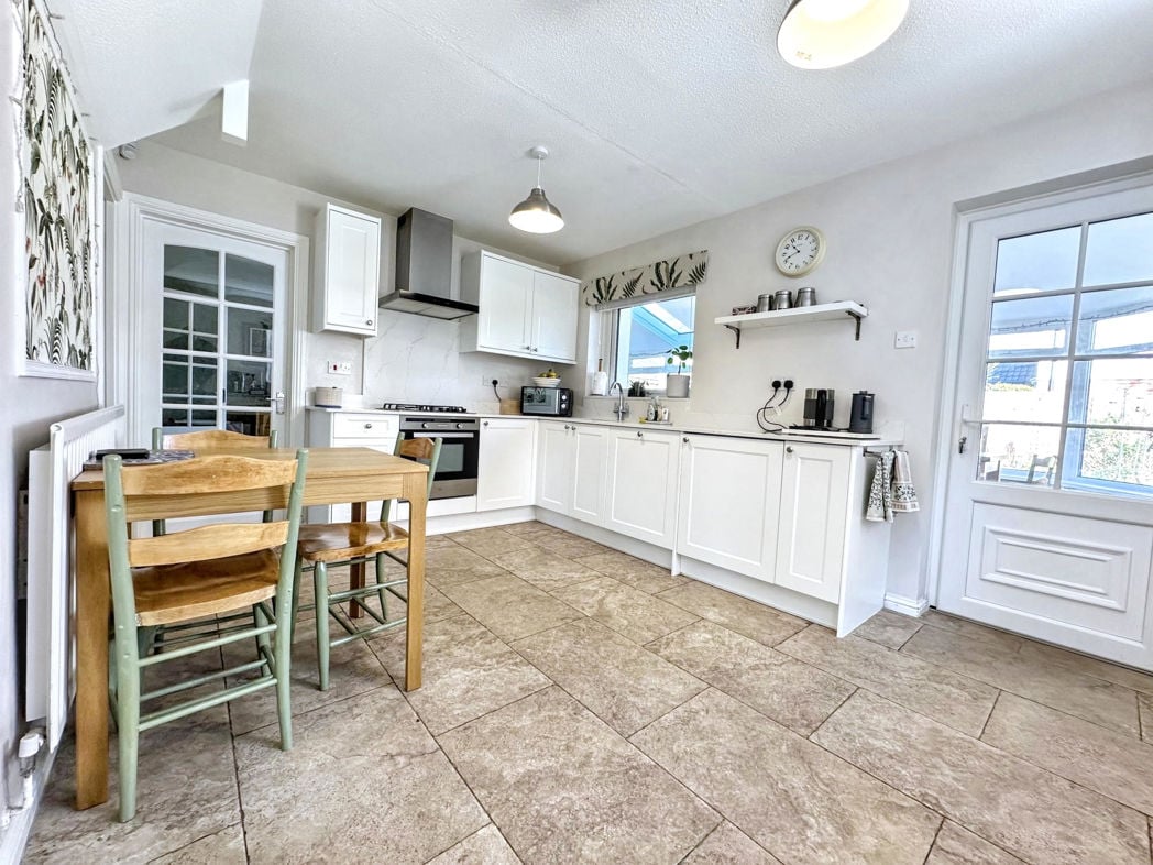 Property image 6 of 23