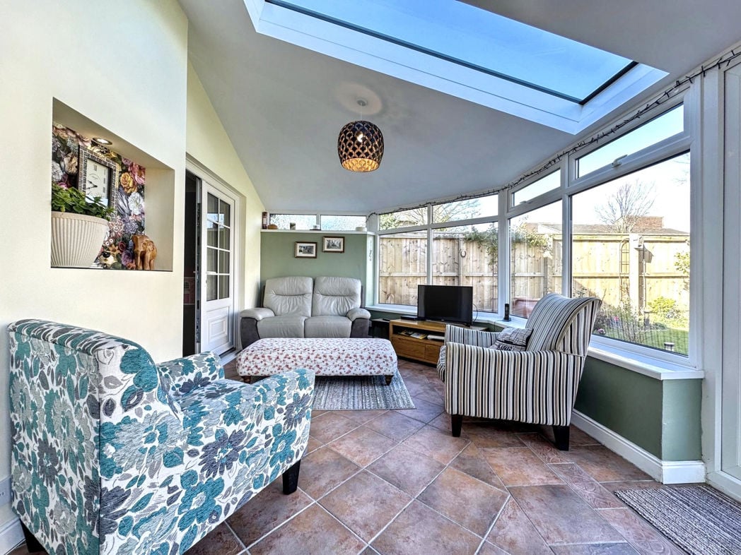 Property image 11 of 23