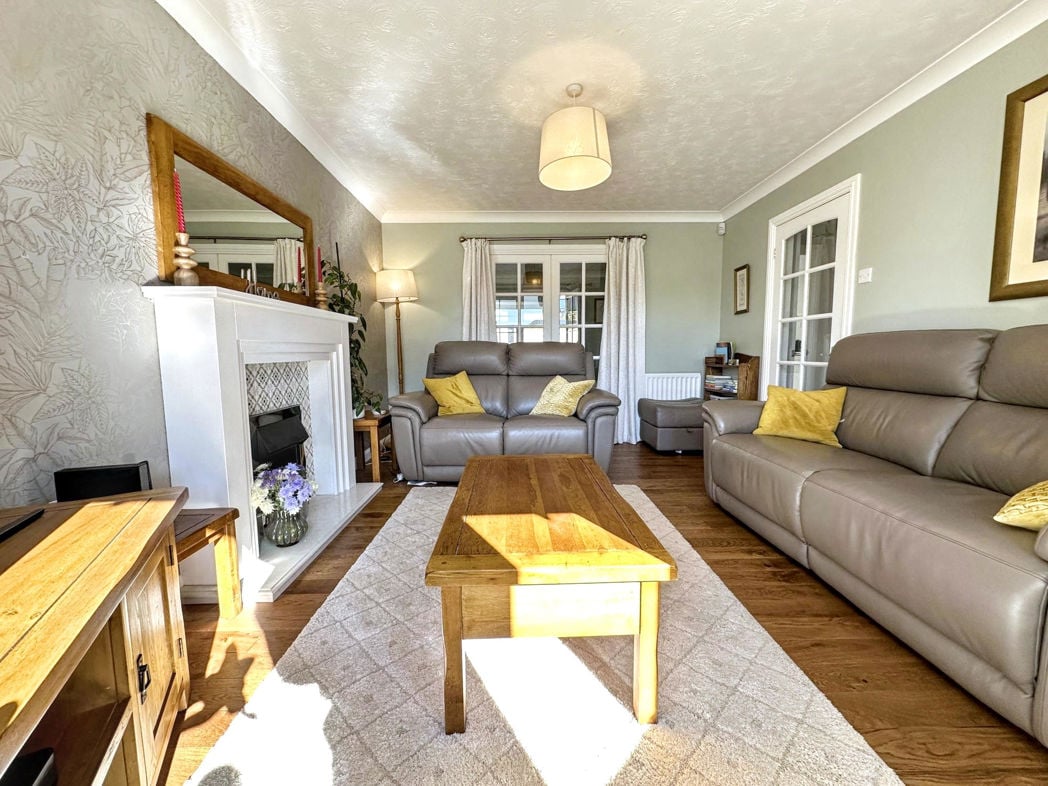 Property image 5 of 23