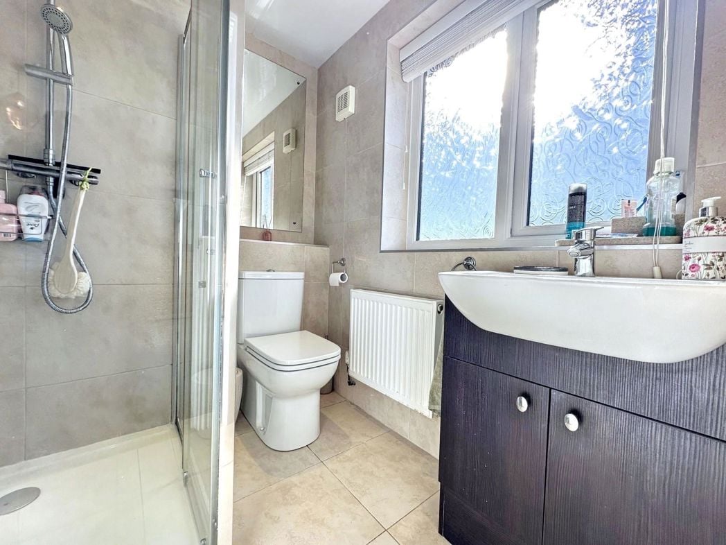 Property image 15 of 23