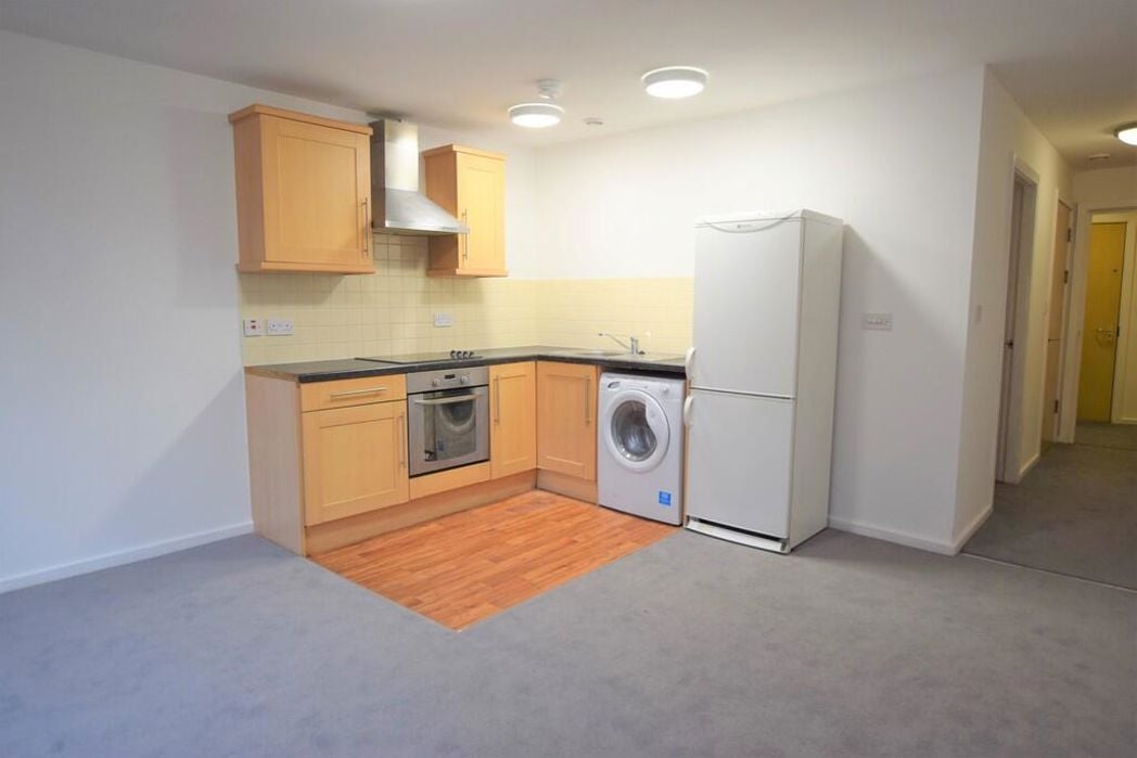 Property image 2 of 7