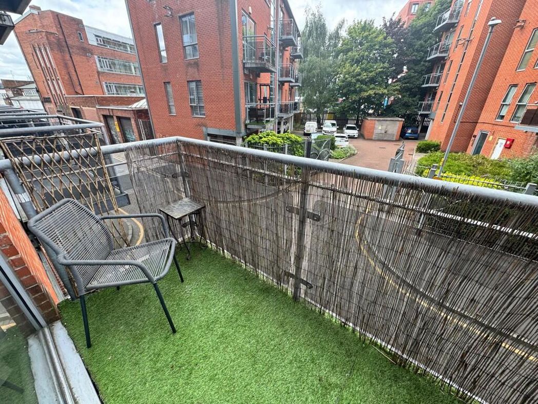 Property image 10 of 10