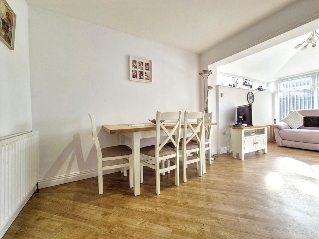Property image 10 of 23