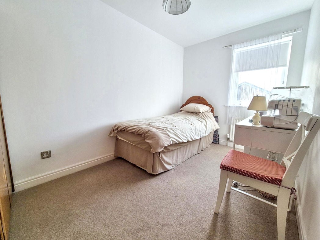 Property image 16 of 23