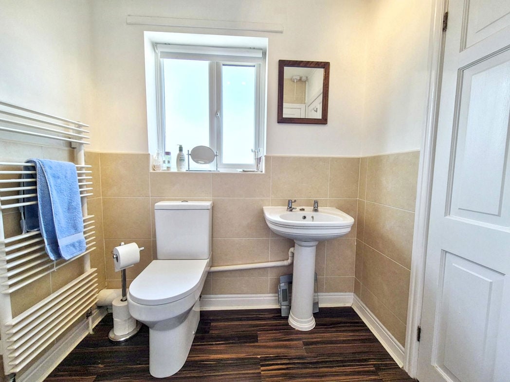 Property image 18 of 23