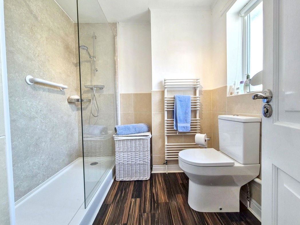 Property image 17 of 23