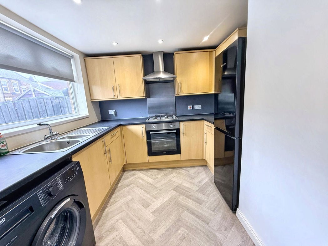 Property image 3 of 12
