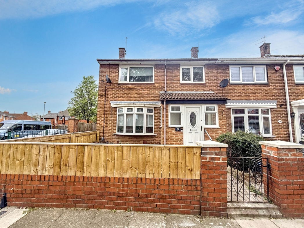 Property image 1 of 12