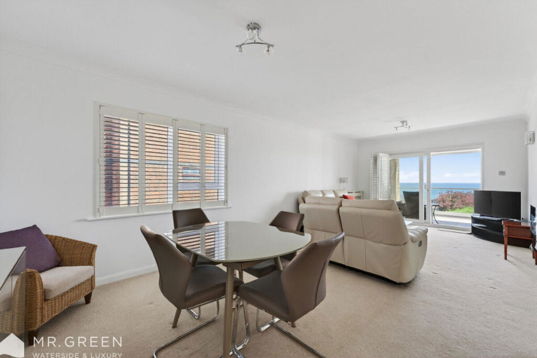 Property image 2 of 17