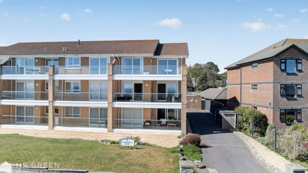 Property image 3 of 17