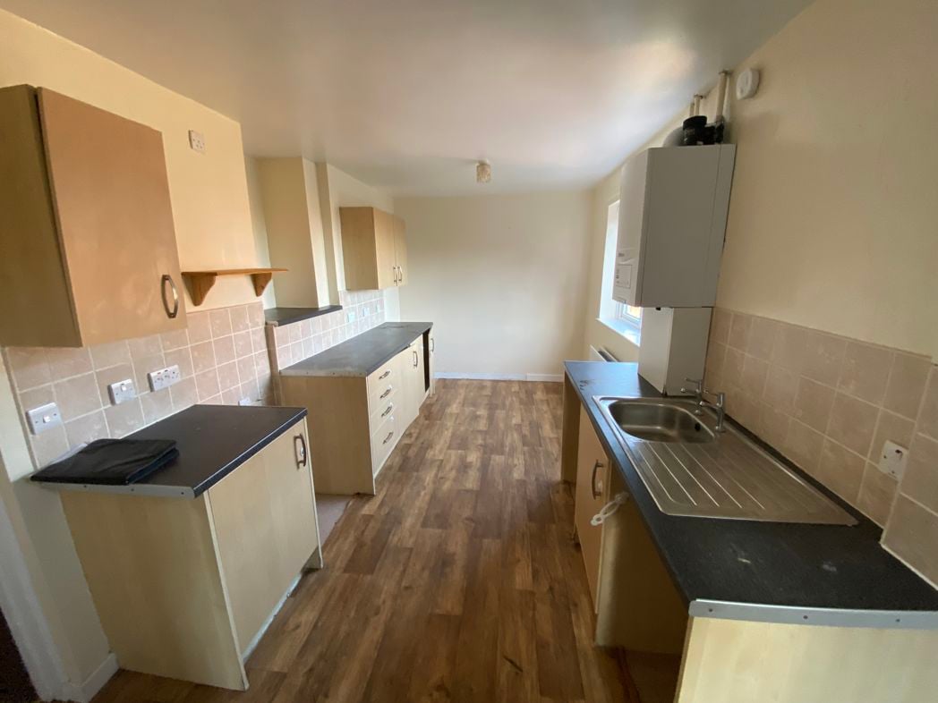 Property image 3 of 9